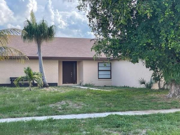Spencer Lakes, 4001 Shelley Rd S, West Palm Beach, Florida 33407, image 1
