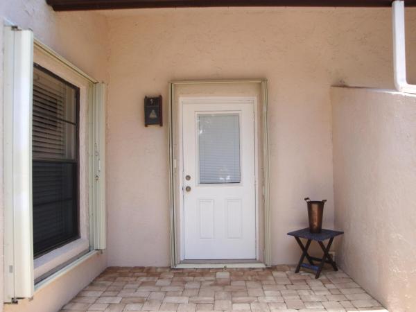 Cloisters, 6121 Elsinore Cir, Greenacres, Florida 33463, image 2
