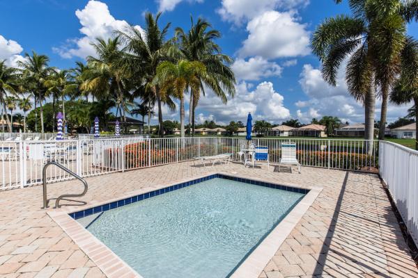Brittany Bay At Andros Isle, 2540 Coakley Pt, West Palm Beach, Florida 33411, image 2