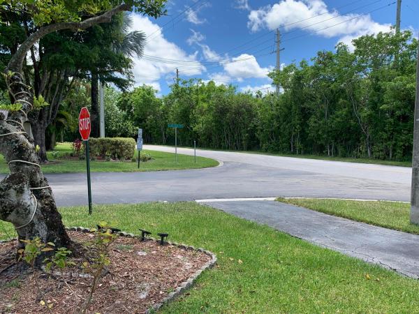 Golden Lakes Village, 101 Lake Olive Dr, West Palm Beach, Florida 33411, image 1
