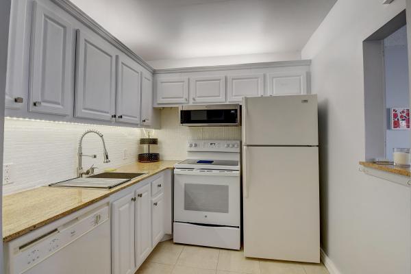 Fanshaw At Century Village, 278 Fanshaw G, Boca Raton, Florida 33434, image 2