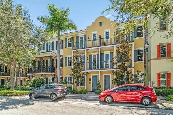 Cannery Row, 370 W Cannery Row Cir, Delray Beach, Florida 33444, image 1