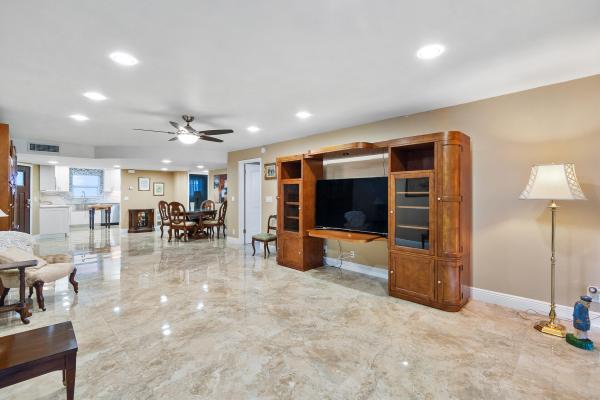 Lake Harbour Towers, 401 Lake Shore Dr #604, Lake Park, Florida 33403, image 1