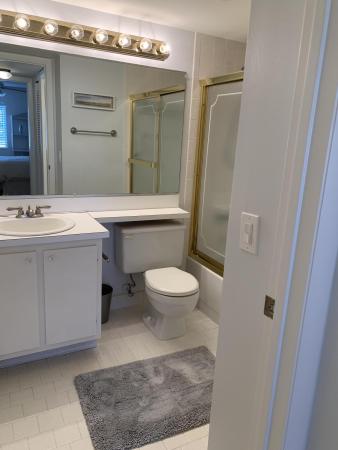 Pine Ridge 4, 3561 Pine Tree Ct #D-2, Greenacres, Florida 33463, image 3