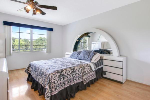 Newport, 3038 Newport H, Deerfield Beach, Florida 33442, image 2