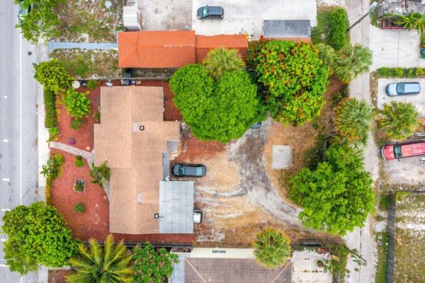 Lake Worth Town, 223 S D St #1, Lake Worth Beach, Florida 33460, image 1