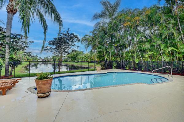 Boca Isles South, 20107 Palm Island Dr, Boca Raton, Florida 33498, image 2