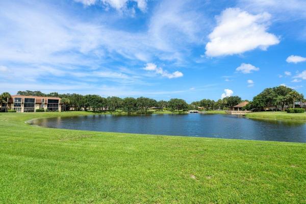 Woodland Lakes, 5380 Woodland Lakes Dr #115, Palm Beach Gardens, Florida 33418, image 1