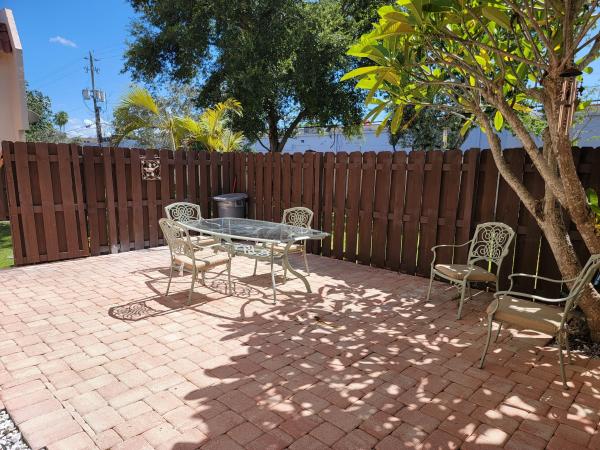 Seven Springs, 6351 Seven Springs Blvd #D, Greenacres, Florida 33463, image 1