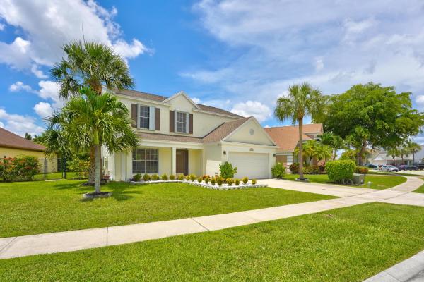 Regency Place At Boca Winds, 22473 Middletown Dr, Boca Raton, Florida 33428, image 2