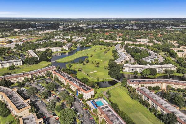 Granada Village, 2004 Granada Dr #O3, Coconut Creek, Florida 33066, image 1