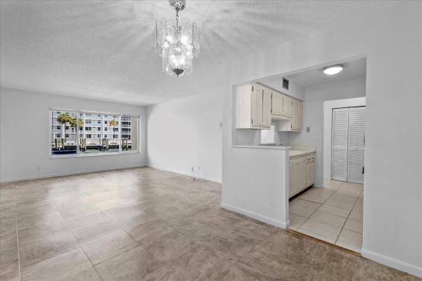 Shoreham, 125 Shore Ct #106B, North Palm Beach, Florida 33408, image 1
