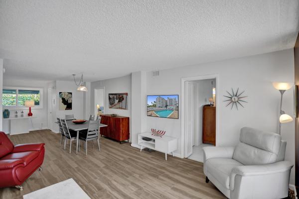 Fleur De Lis, 1 N Golfview Rd #105, Lake Worth Beach, Florida 33460, image 1