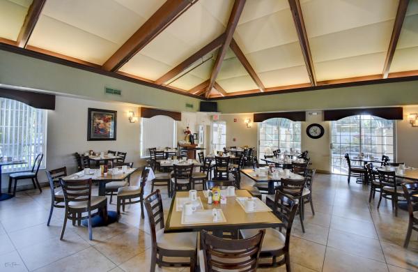 Palm Isles West, 9611 Crescent View Dr N, Boynton Beach, Florida 33437, image 2