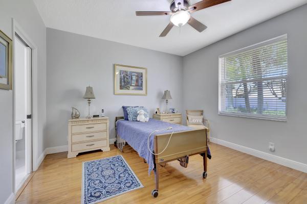 Palm Isles West, 9611 Crescent View Dr N, Boynton Beach, Florida 33437, image 1