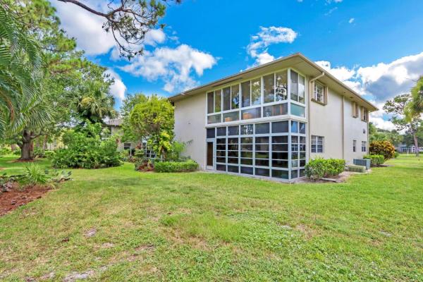 Vista St Lucie, 33 Lake Vista Trl #207, Port St. Lucie, Florida 34952, image 2