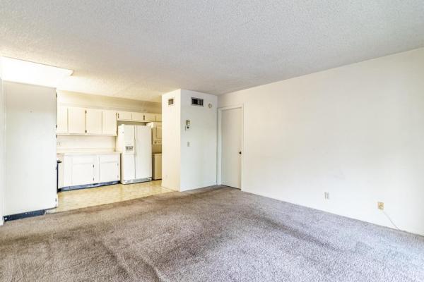 The Charter Club Of Palm Beach, 203 Foxtail Dr #D2, Greenacres, Florida 33415, image 2