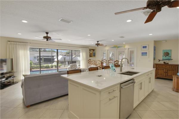 Rio Vista Of Island Shore, 945 Dolphin Dr, Jupiter, Florida 33458, image 1