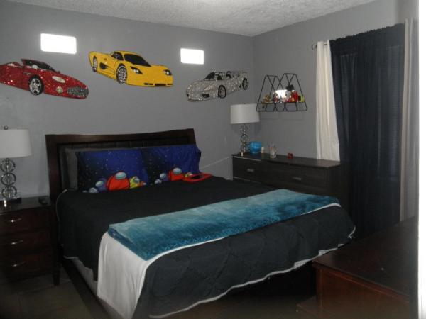 Greenacres No HOA, 244 Fleming Ave, Greenacres, Florida 33463, image 1