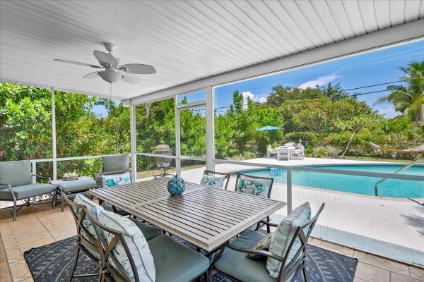 Floral Park Lantana, 6630 N Plymouth Dr, Lake Worth, Florida 33462, image 1