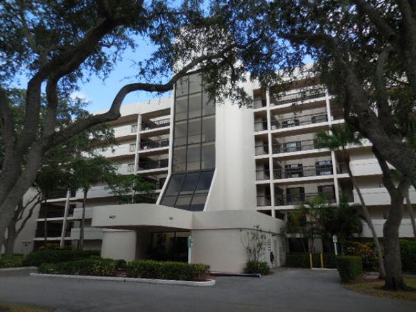 The Glens, 6420 Boca Del Mar Dr #404, Boca Raton, Florida 33433, image 3