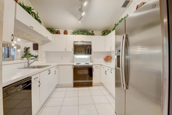 Waterford At Aberdeen, 8370 Lords Pl, Boynton Beach, Florida 33472, image 1