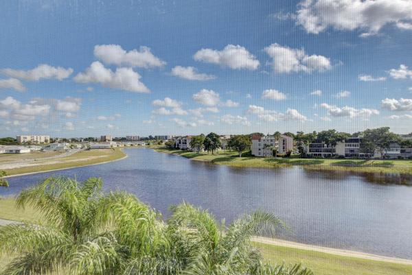Huntington Towers, 7380 S Oriole Blvd 406, Delray Beach, Florida 33446, image 1