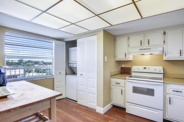 Palm Springs 2, 7800 NW 18th St #406, Margate, Florida 33063, image 1