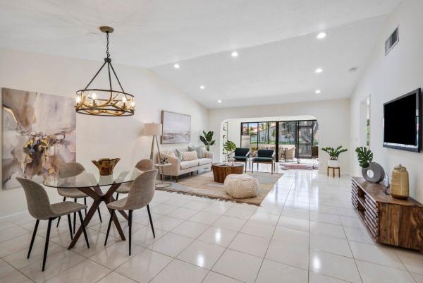 Brentwood Of Boca, 20001 Mona Cir, Boca Raton, Florida 33434, image 2