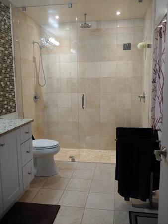 Boca Lake Estates, 7040 NW 2nd Ter, Boca Raton, Florida 33487, image 2