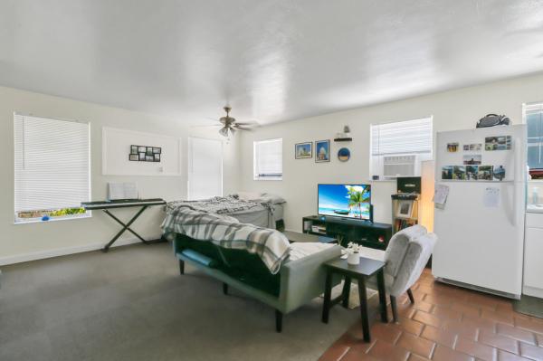 Dellawana Place, 602 Monroe Dr, West Palm Beach, Florida 33405, image 2