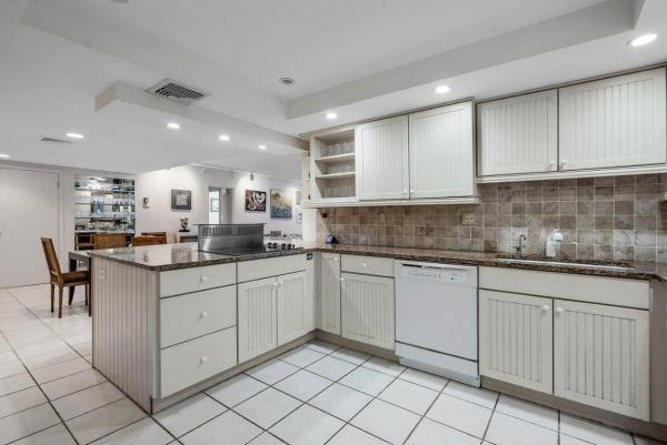The Cove, 2784 S Ocean Blvd, Palm Beach, Florida 33480, image 2