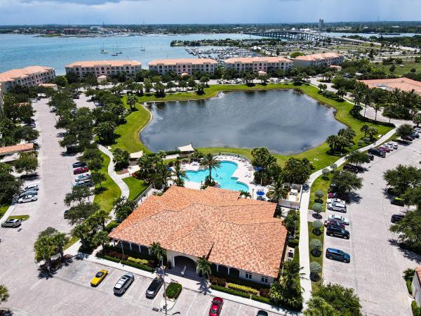 Harbour Isle West, 13 W Harbour Isle Dr #303, Fort Pierce, Florida 34949, image 1