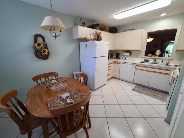 Key Colony Townhouses, 2090 Colonial Rd #2, Fort Pierce, Florida 34950, image 2