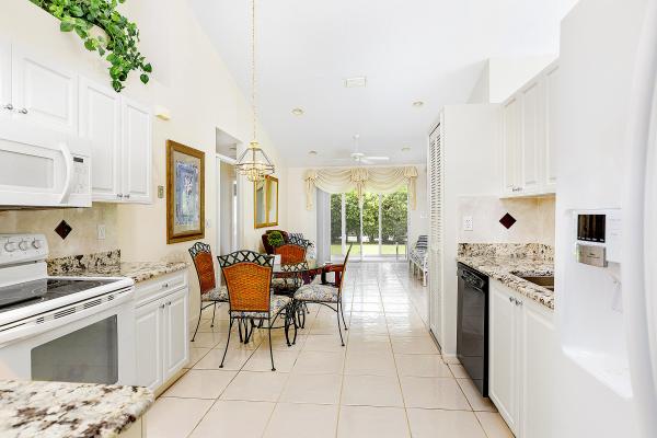 Pipers Glen Estates, 6155 Golf Villas Dr, Boynton Beach, Florida 33437, image 2
