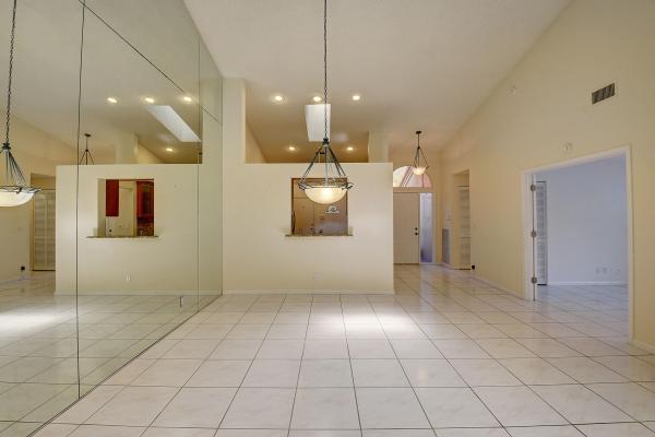 Palm Isles, 7055 Summer Tree Dr, Boynton Beach, Florida 33437, image 2