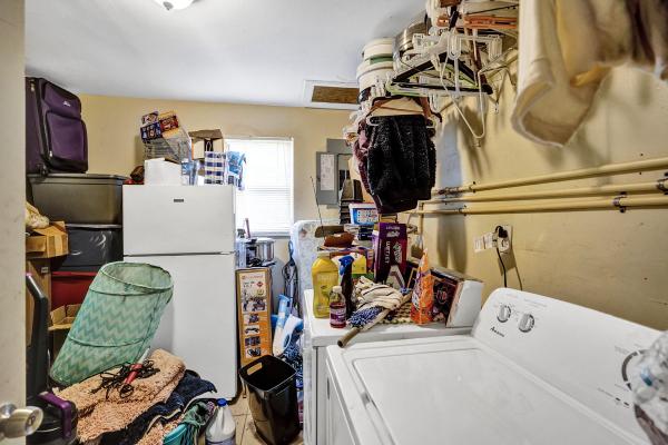 Park Manor, 1511 Avenue H W, Riviera Beach, Florida 33404, image 1