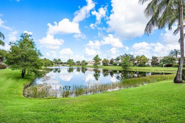 VillageWalk Of Wellington, 8015 Laborie Ln, Wellington, Florida 33414, image 2