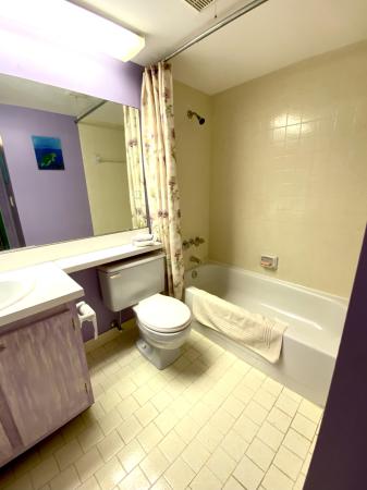 Pine Ridge South 1, 120 Lake Pine Cir #B-2, Greenacres, Florida 33463, image 2