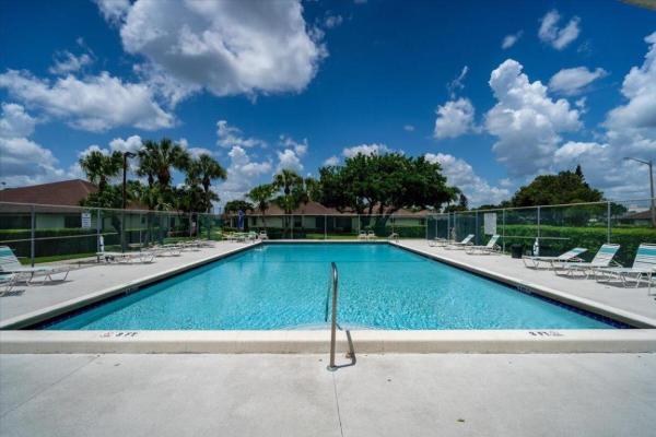 1553 Pheasant Walk #A, Fort Pierce, Florida 34950, image 3