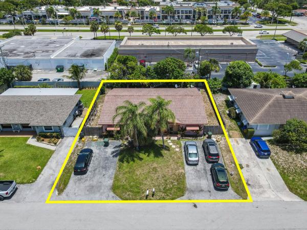3290 NE 5th Dr, Boca Raton, Florida 33431, image 1