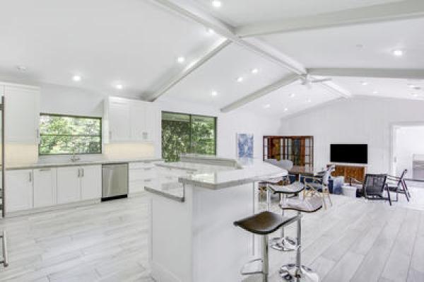 Boca Bath & Tennis Club, 2299 NW 30th Rd, Boca Raton, Florida 33431, image 2