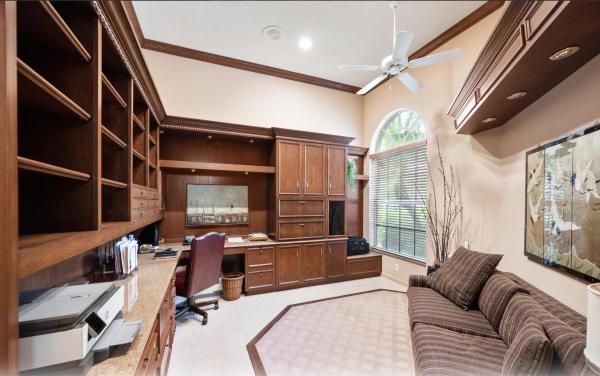 Manchester Lakes At Wycliffe, 3900 Newhaven Lake Dr, Lake Worth, Florida 33449, image 2