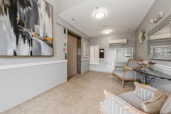 Regal Shores North At Coral Lakes, 5874 Crystal Shores Dr #304, Boynton Beach, Florida 33437, image 2
