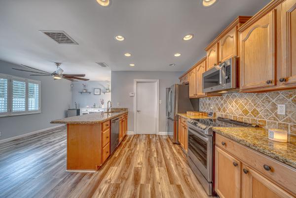 South Shore Of Wellington, 1147 Sachem Head Ter, Wellington, Florida 33414, image 2