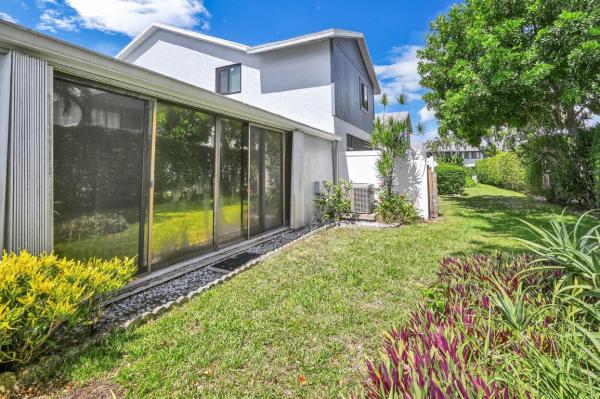 The Arbours Of The Palm Beaches, 2641 Gately Dr W #806, West Palm Beach, Florida 33415, image 1