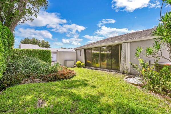The Arbours Of The Palm Beaches, 2641 Gately Dr W #806, West Palm Beach, Florida 33415, image 3