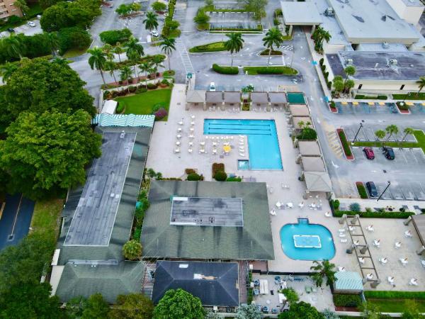 Bahama Village, 1202 Bahama Bnd #E2, Coconut Creek, Florida 33066, image 1
