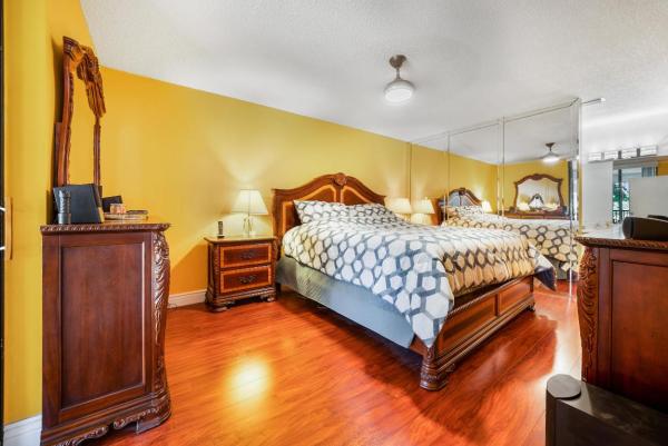 Karanda Village 7, 4158 Carambola Cir S #2156, Coconut Creek, Florida 33066, image 1