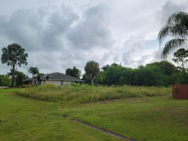 Swan Park, 411 SW Doreen St, Port St. Lucie, Florida 34983, image 2